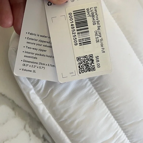 Lululemon Everywhere Belt Bag Large 2L Wunder Puff in White - Picture 10 of 10